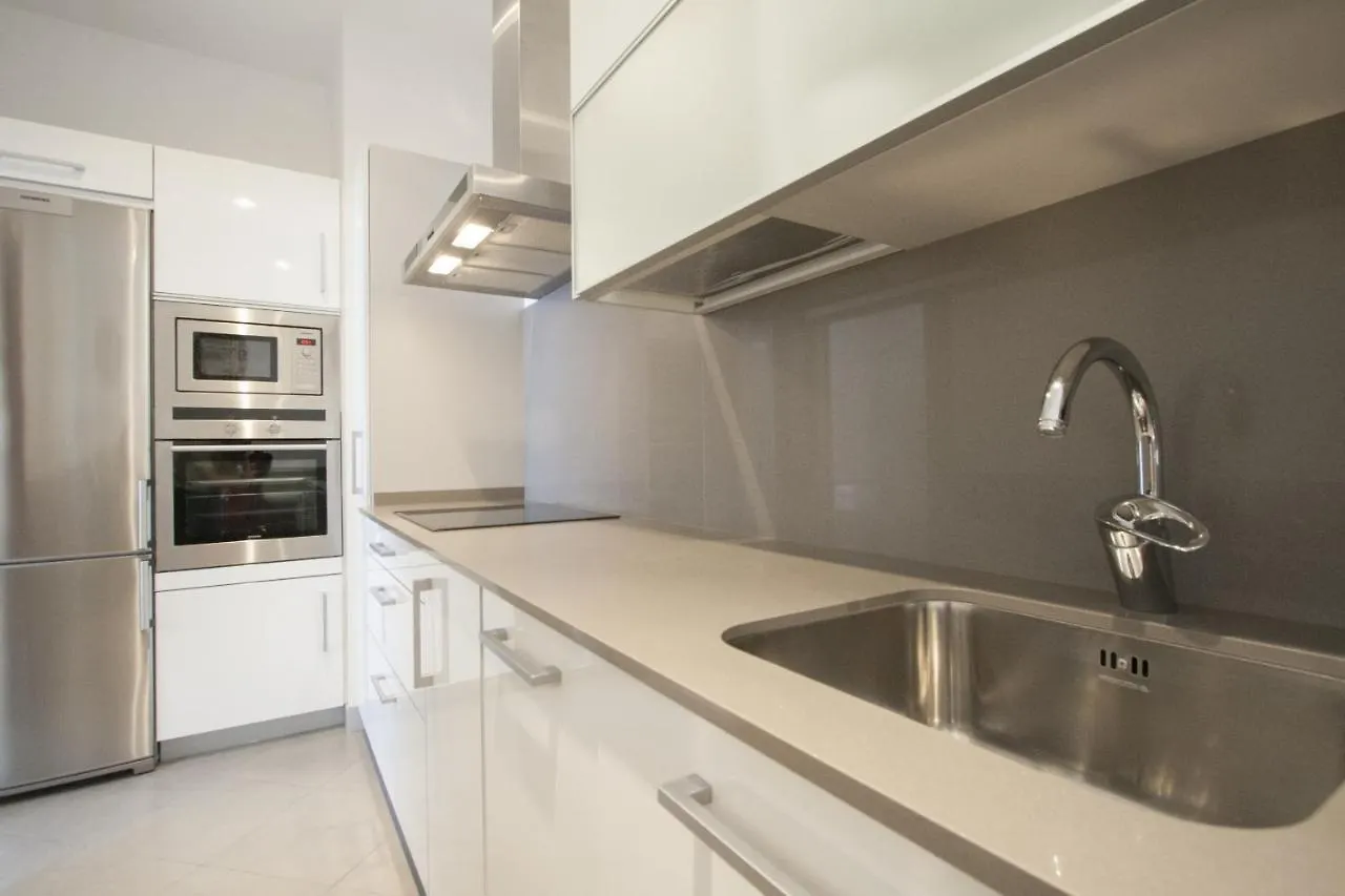 The Rentals Collection | Avenida II San Sebastian 0*,