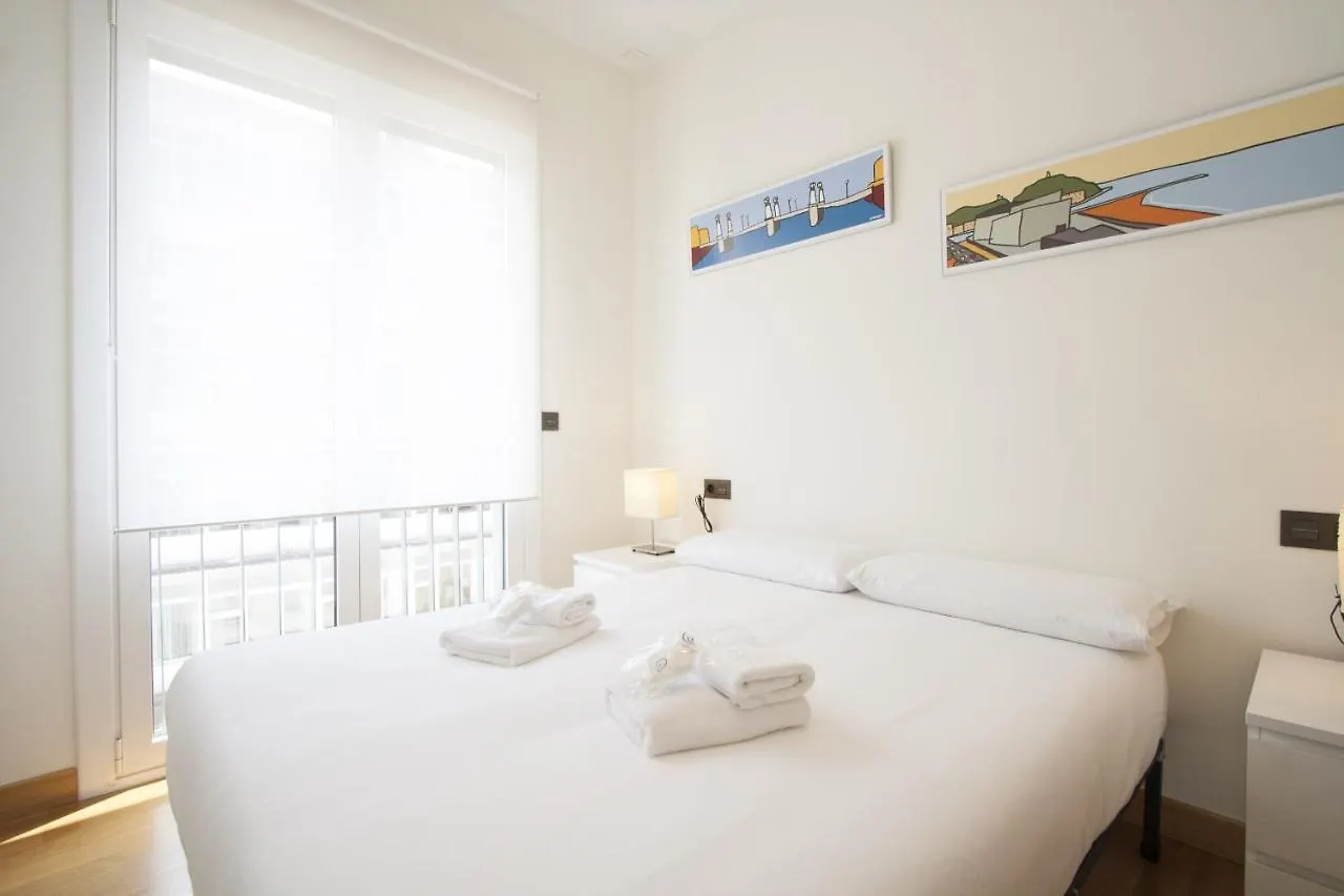 The Rentals Collection | Avenida II San Sebastian 0*,  Spain